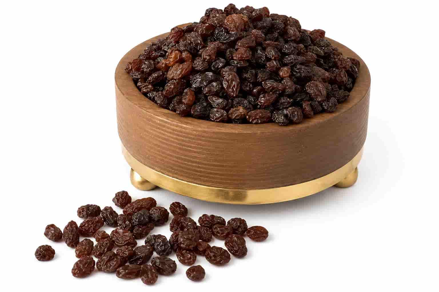 کشمش پلویی سیاه مناسب تهیه غذا و شیرینی های خانگی